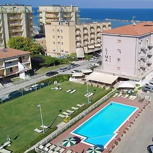 3* Hotel Lima